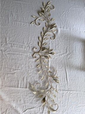 Hand Crafted Gold Leaf Vine Wall Accent
